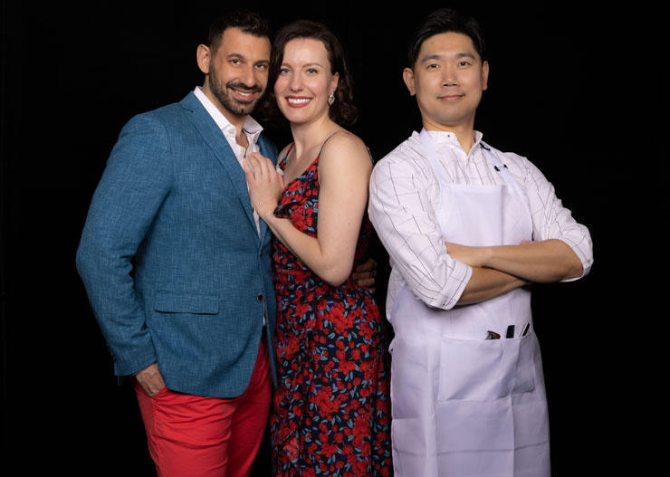 From left, Michele Angelini (Count Almaviva), Stephanie Doche (Rosina), Young-Kwang Yoo (Figaro) (Photo by Eric Joannes)