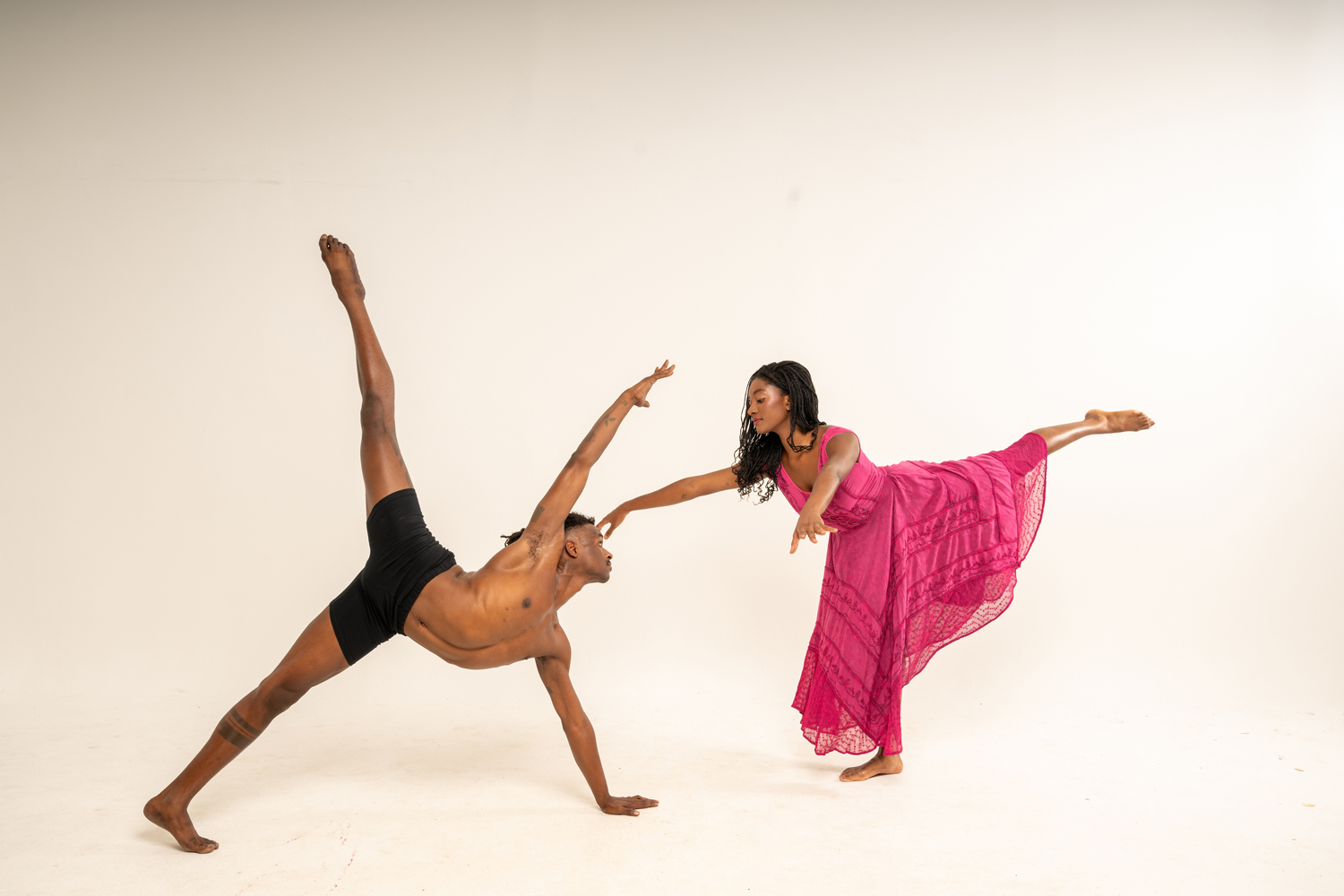 Clint Harris and Sierra Taylor, dancers, Peter London Dance Company. (Photo courtesy of Peter London Dance Company)