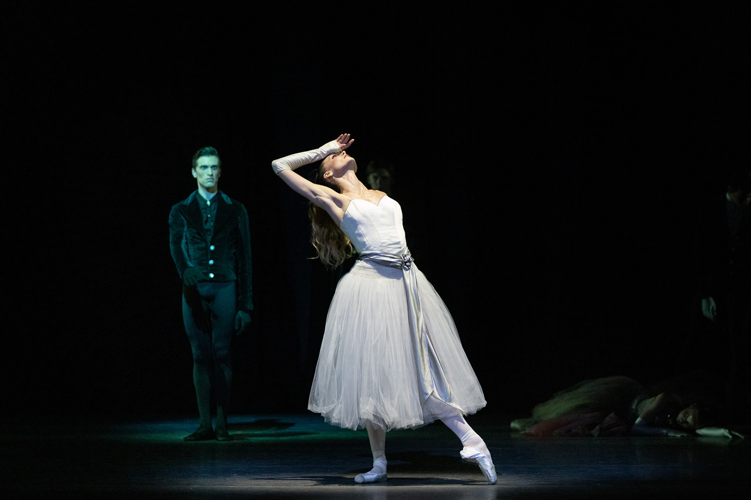 Steven Loch and Hannah Fischer in La Valse. Choreography by George Balanchine © The George Balanchine Trust. (Photo by Alexander Iziliaev).